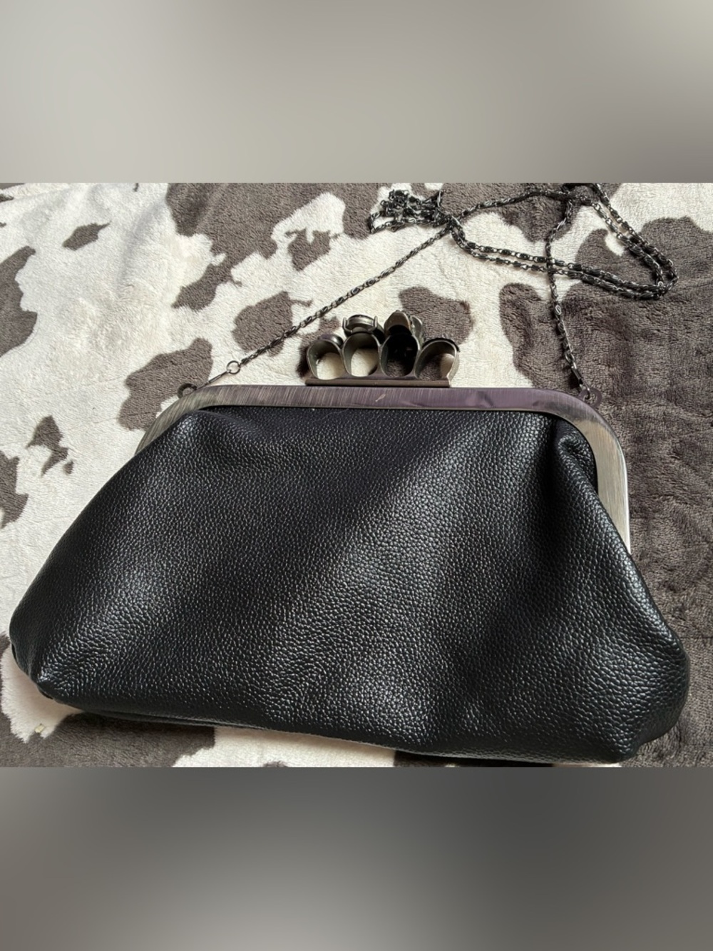 Black McQueen Style Skull Knuckle Ring Clasp Chain Shoulder Bag